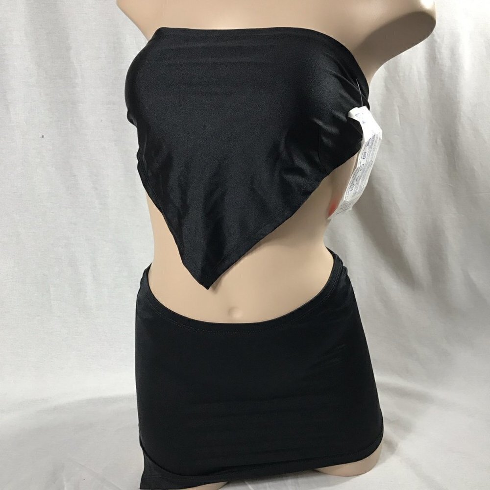 Zuliana Size Medium Black Bandana Style Top & Skirt. Made in USA New With Tags